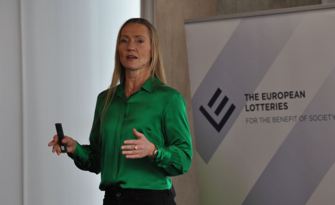 Elin Hauge